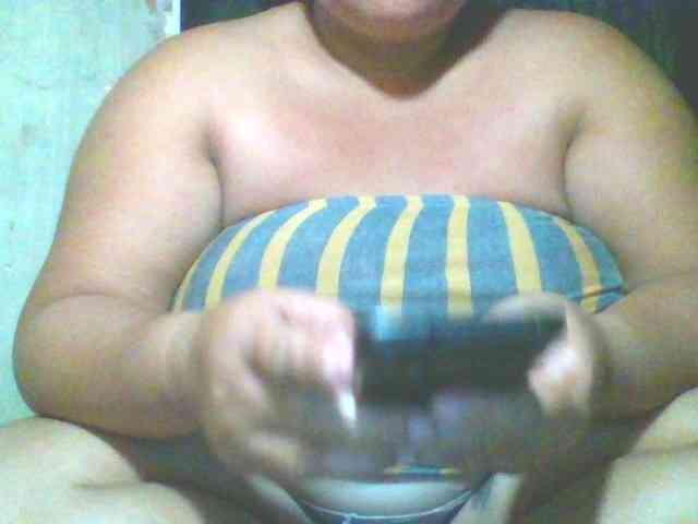 Yummypussy432 webcam