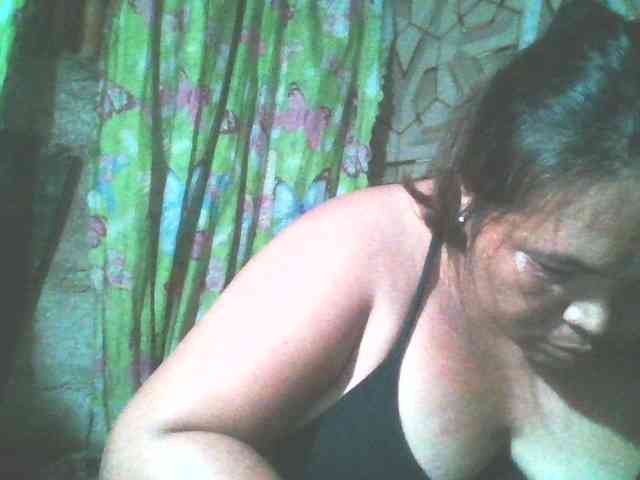 Yummypussy432 webcam