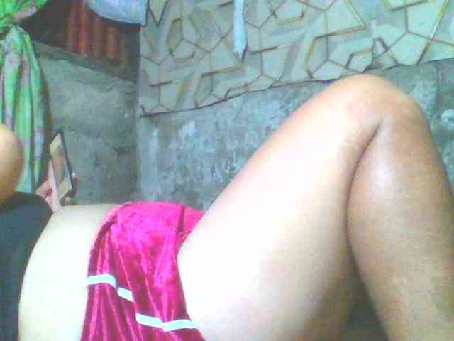 Yummypussy432 webcam