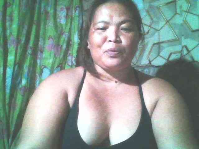 Yummypussy432 webcam