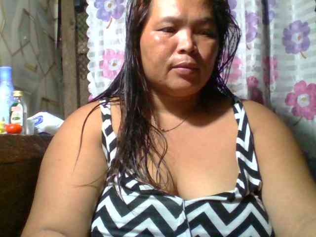 Yummypussy432 webcam