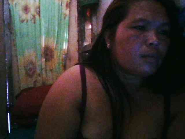 Yummypussy432 webcam