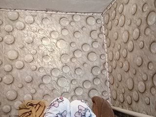 FameLara Porn Show