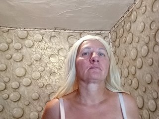 FameLara Porn Show