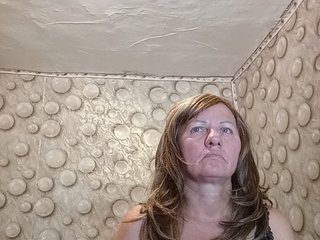 FameLara Porn Show