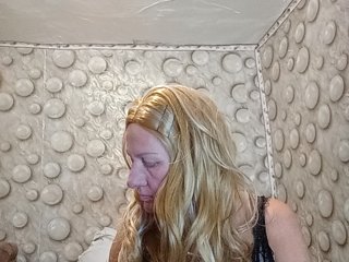 FameLara Porn Show