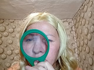 FameLara Porn Show