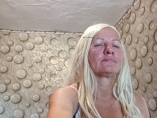 FameLara Porn Show
