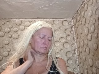 FameLara Porn Show
