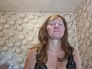 FameLara Porn Show
