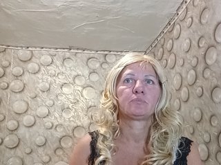 FameLara Porn Show