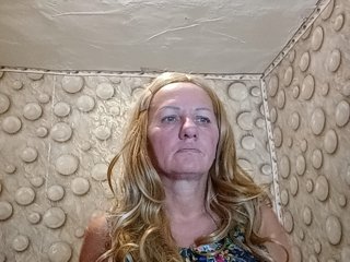 FameLara Porn Show