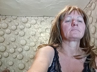 FameLara Porn Show