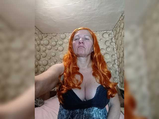 FameLara live cam on BongaCams