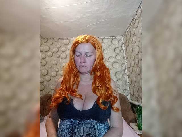 FameLara live cam on BongaCams
