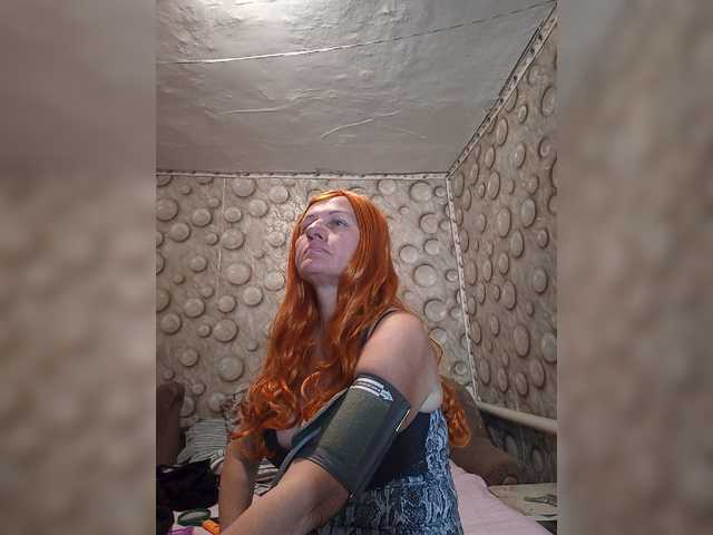 FameLara live cam on BongaCams