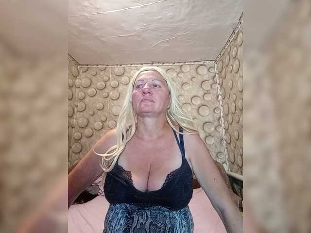 famelara live sex show