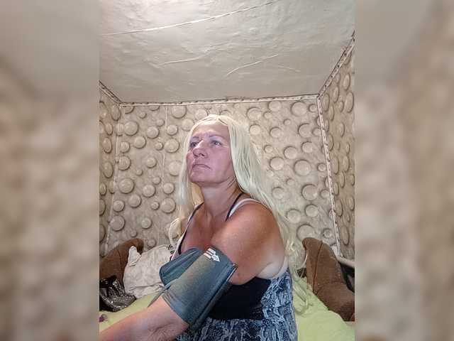 FameLara live cam on BongaCams