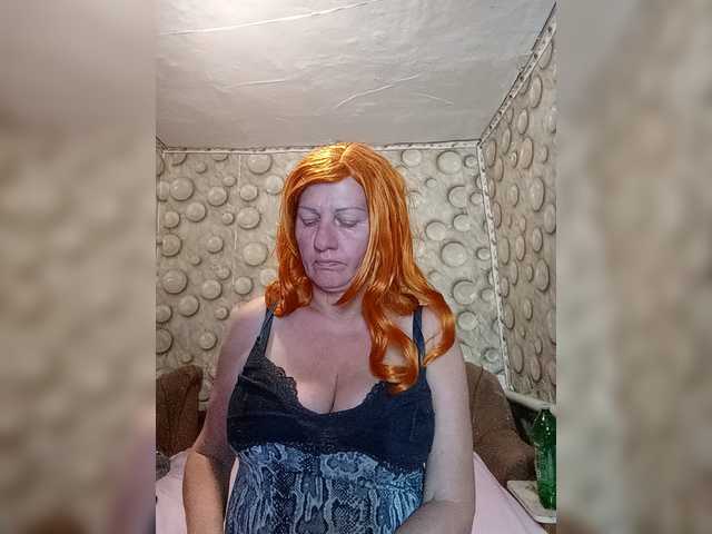 FameLara live cam on BongaCams