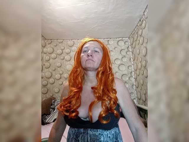 FameLara live cam on BongaCams