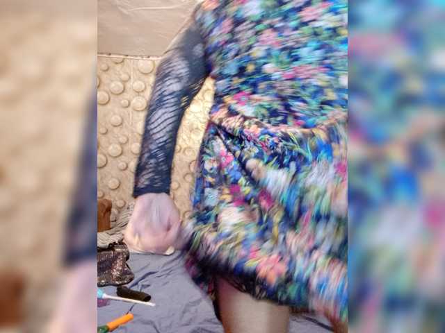 FameLara live cam on BongaCams