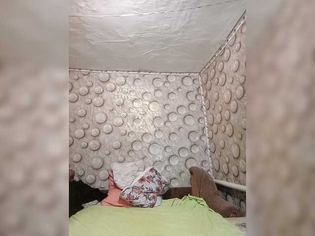 FameLara live cam on BongaCams