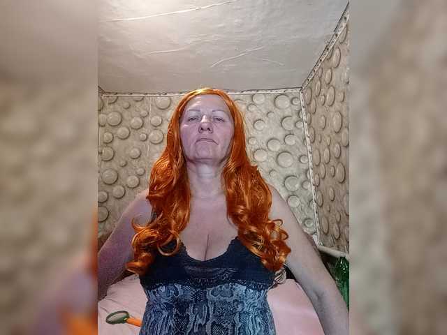 FameLara live cam on BongaCams