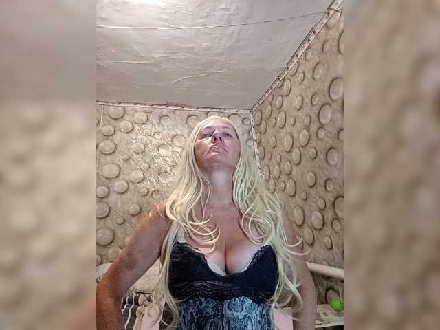 famelara live sex show