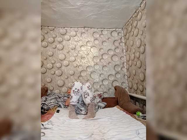 FameLara live cam on BongaCams