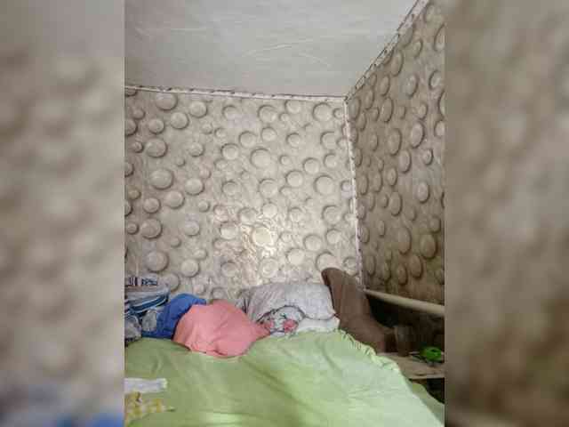 FameLara webcam