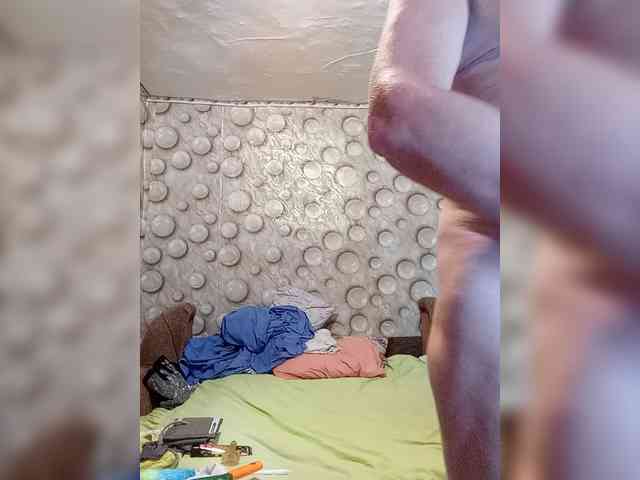 FameLara webcam