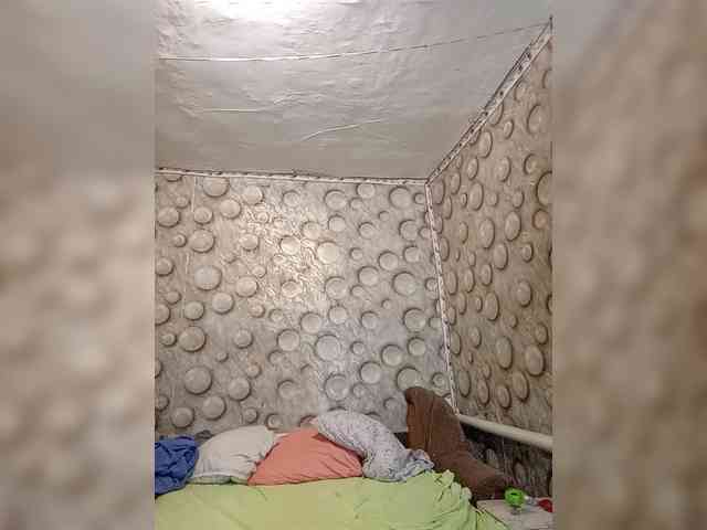 FameLara webcam