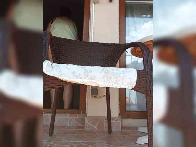 FameLara webcam