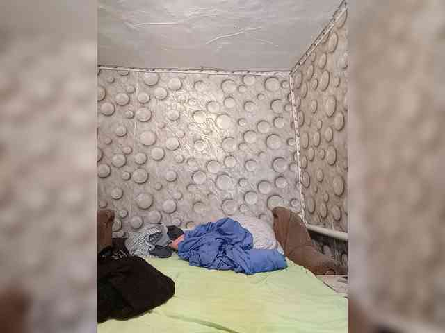 famelara's live room