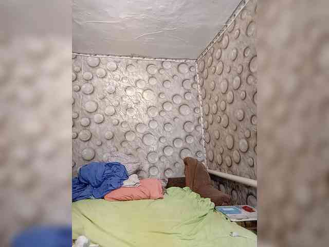 FameLara webcam