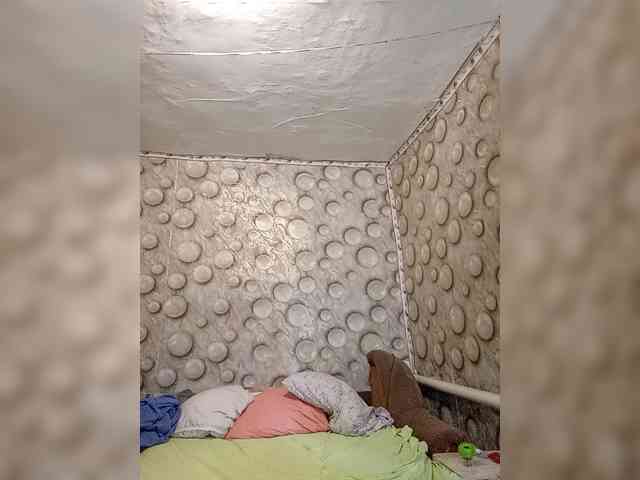 FameLara webcam
