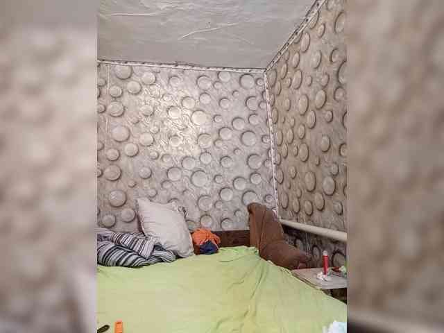 FameLara webcam
