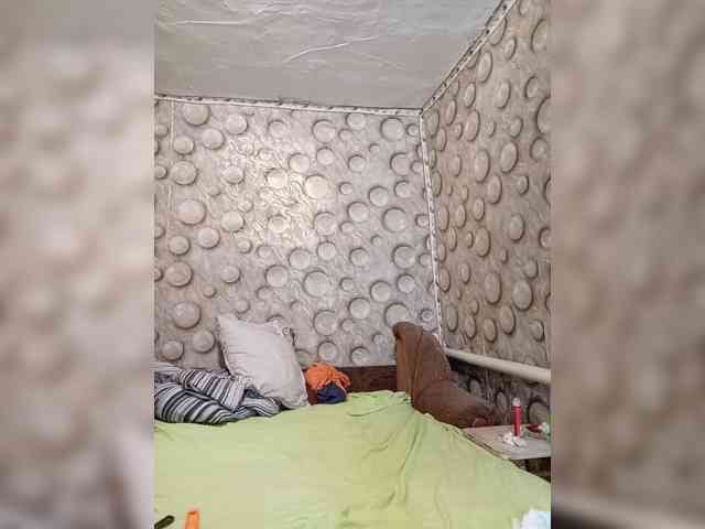 FameLara webcam