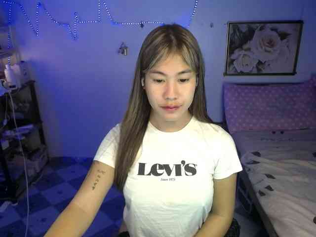 WildflowerTS69 Sex Cam Show