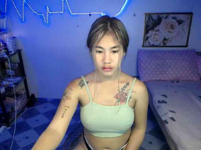 WildflowerTS69 Sex Cam Show