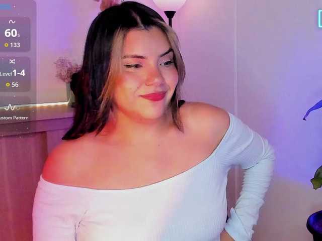 Val-kyrie live cam on BongaCams