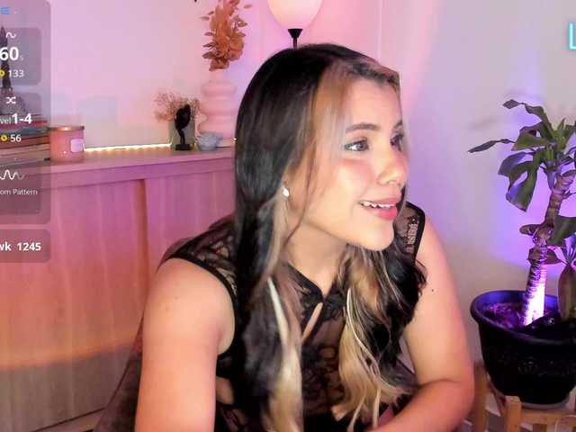 Val-kyrie live cam on BongaCams
