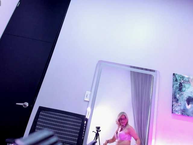 samantha-mature- live cam on BongaCams