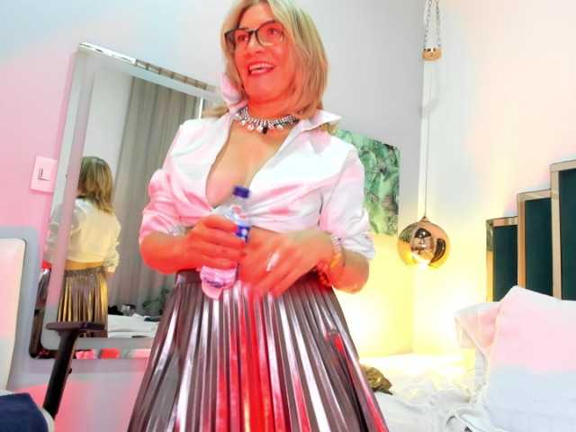 samantha-mature-