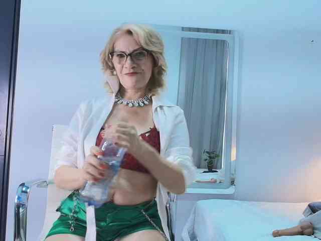 samantha-mature- webcam
