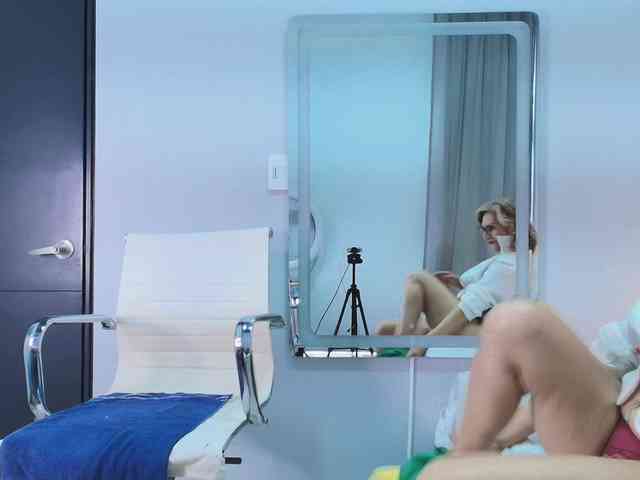 samantha-mature- samantha-mature-