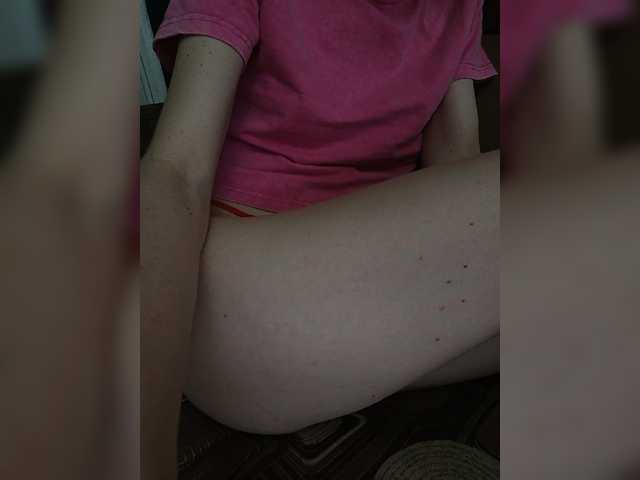 RuNeTkA03 live cam on BongaCams