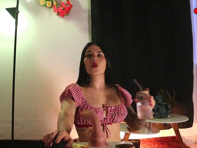 Yourtoybella