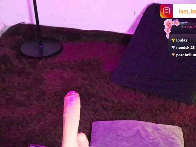 yourtoybella webcam