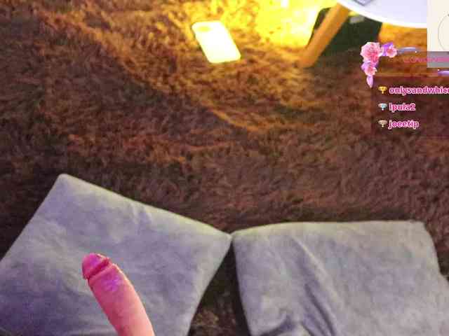 yourtoybella webcam